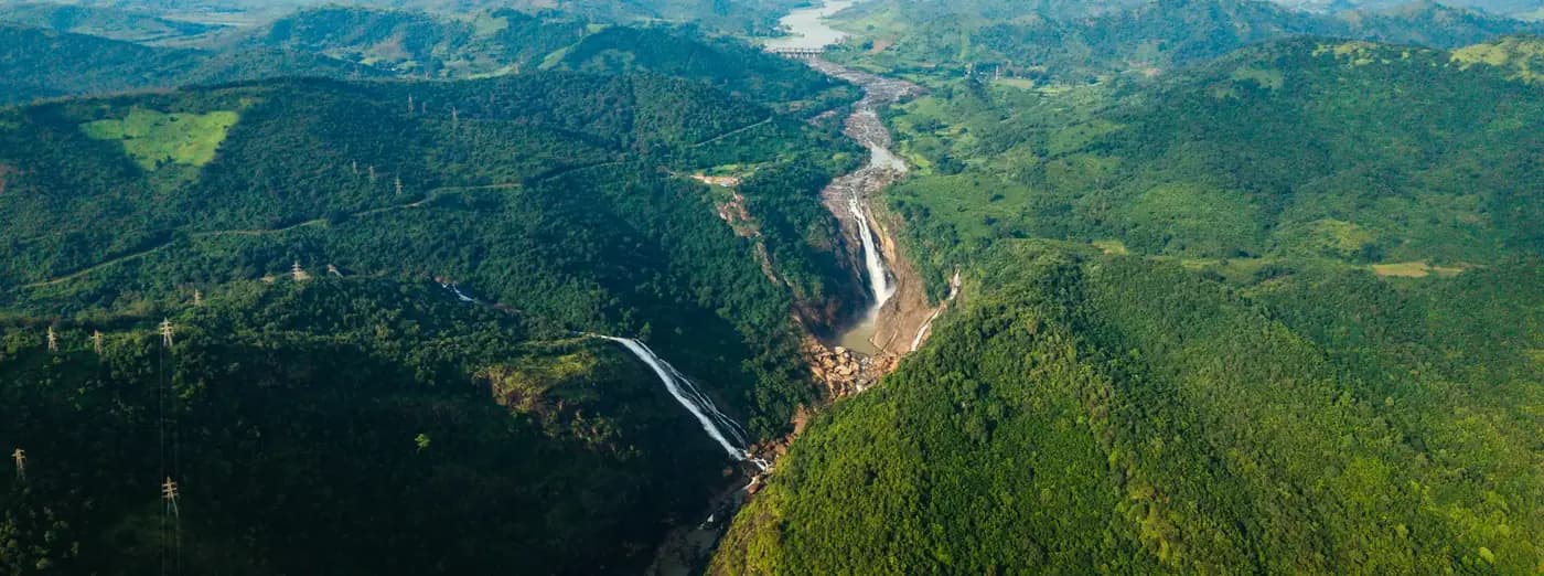 Duduma Waterfall, aerial view of gorge and long fall